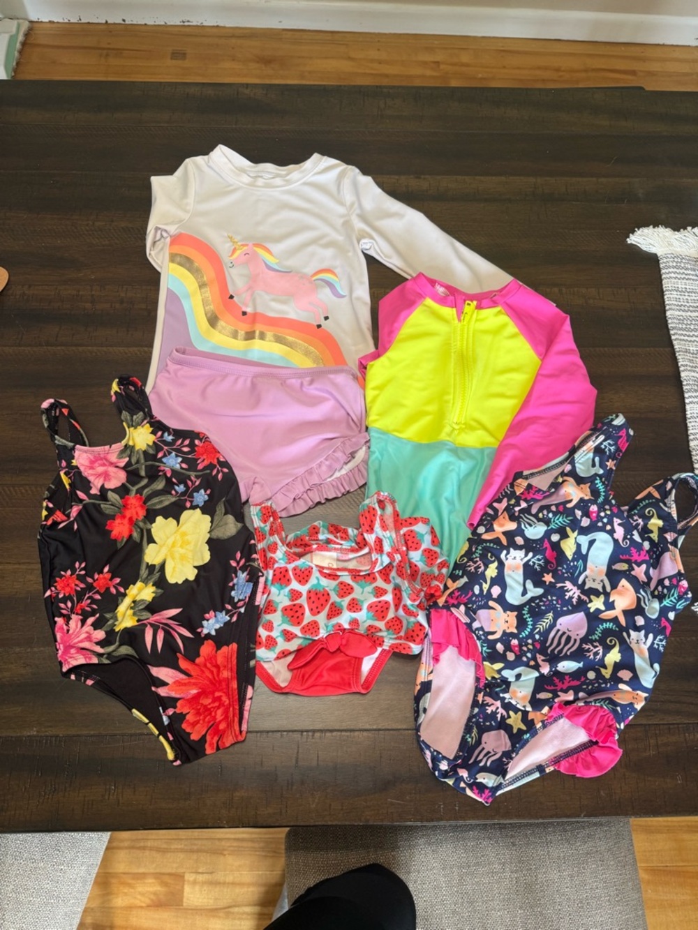 Cat & Jack/Old Navy toddler girls Bundle Swim suits